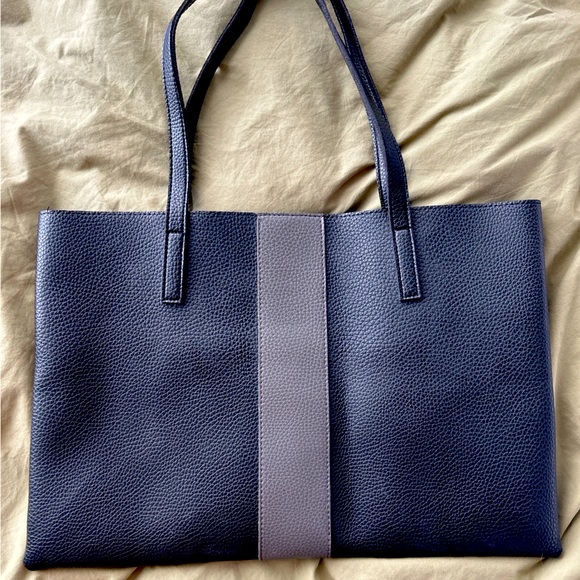 Black vegan leather tote - Picture 1 of 2